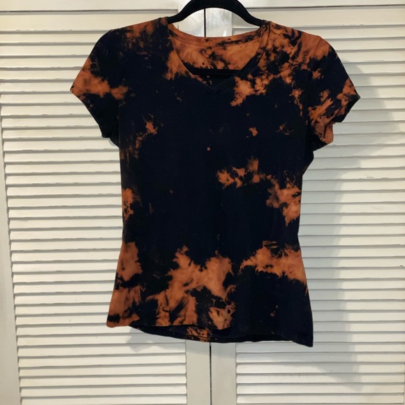 🌼🌼🌼Customized Black Tee - Picture 2 of 6